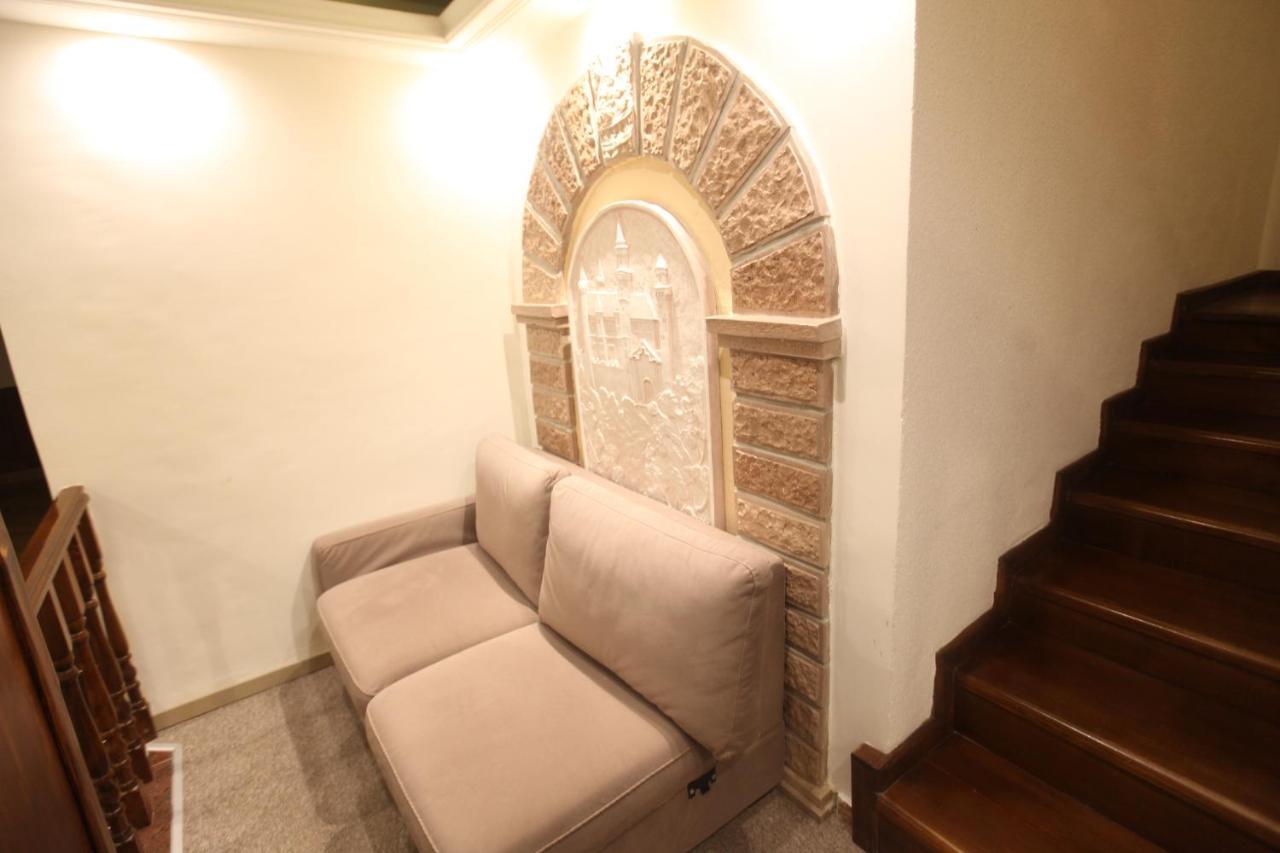 Hotel Alpin Llogara Dukat エクステリア 写真